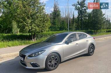 Седан Mazda 3 2016 в 