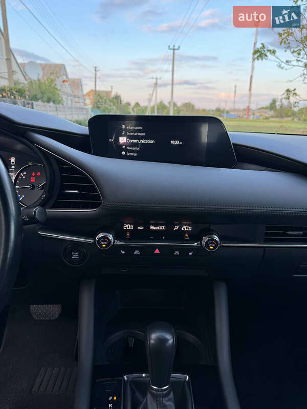 Хэтчбек Mazda 3 2020 в Киеве