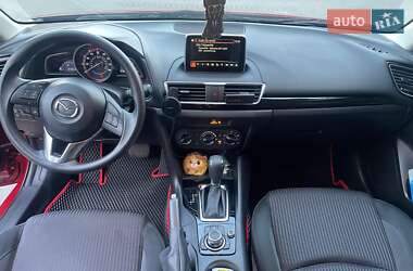 Седан Mazda 3 2015 в 