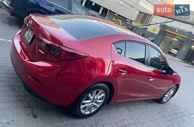 Седан Mazda 3 2015 в 