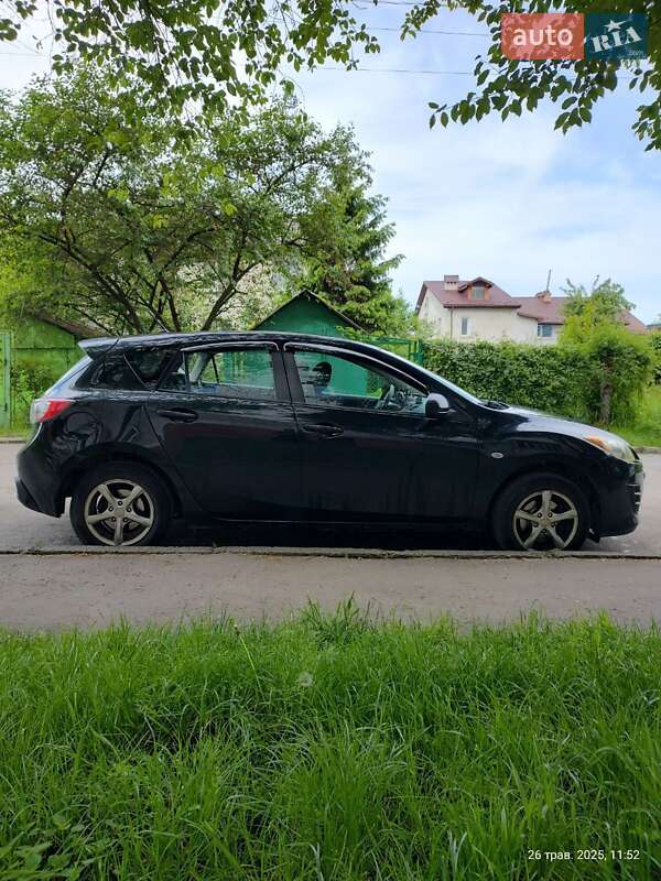 Хэтчбек Mazda 3 2009 в Львове
