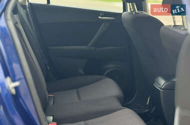 Хэтчбек Mazda 3 2010 в 