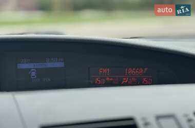 Хэтчбек Mazda 3 2010 в 