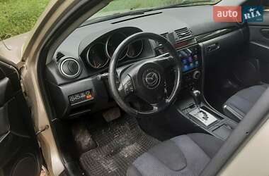 Седан Mazda 3 2005 в 