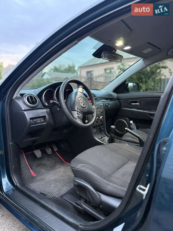 Седан Mazda 3 2006 в Лимані