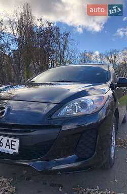 Седан Mazda 3 2011 в 