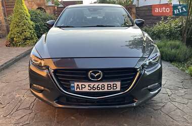 Седан Mazda 3 2018 в 