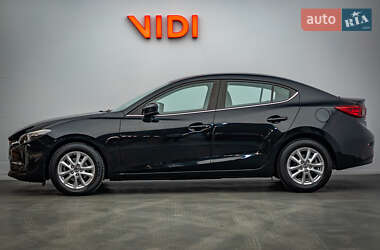 Седан Mazda 3 2017 в 