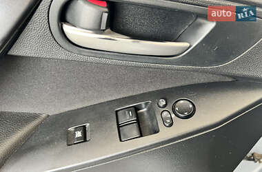 Хэтчбек Mazda 3 2011 в 