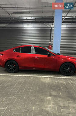 Седан Mazda 3 2019 в Киеве