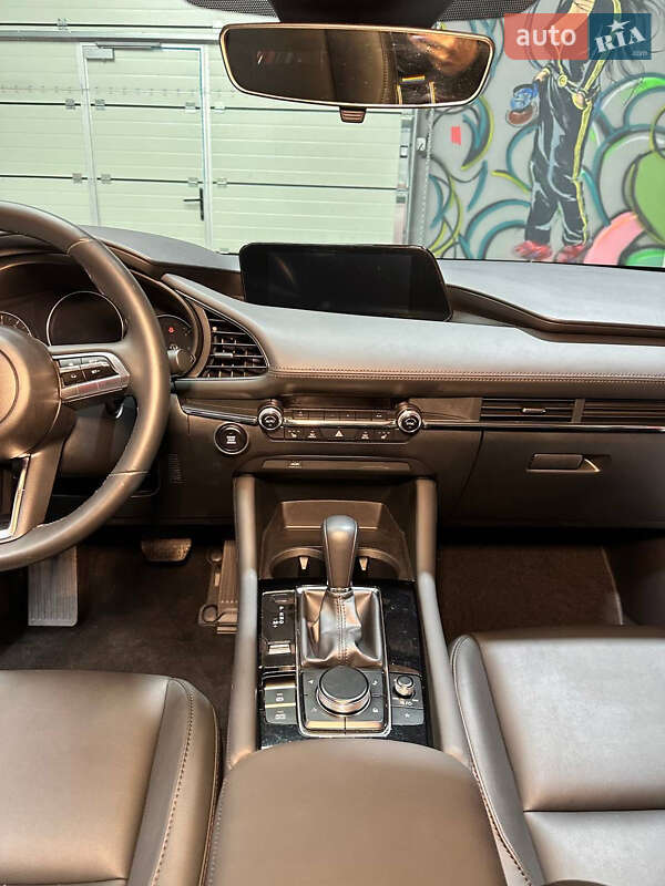 Седан Mazda 3 2019 в Киеве