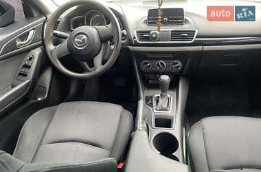 Седан Mazda 3 2015 в 