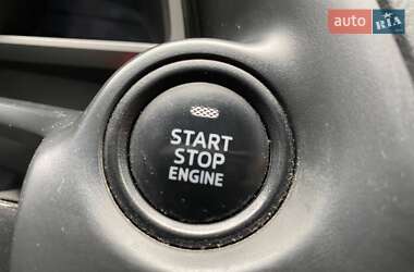 Седан Mazda 3 2014 в 