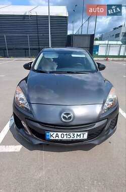 Седан Mazda 3 2012 в Киеве
