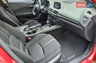 Седан Mazda 3 2017 в 