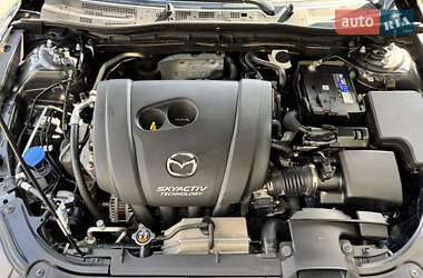Хэтчбек Mazda 3 2018 в 