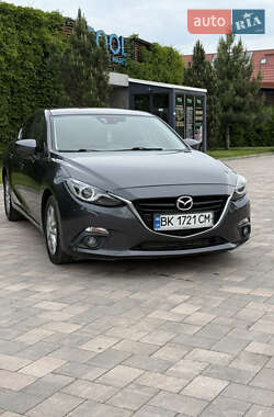 Хетчбек Mazda 3 2014 в Івано-Франківську