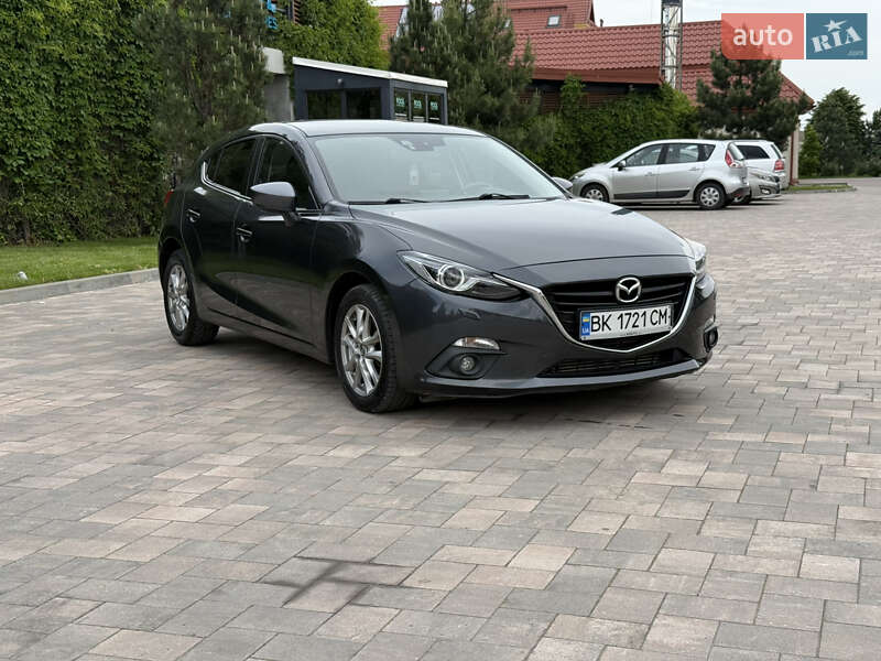 Хэтчбек Mazda 3 2014 в Ивано-Франковске