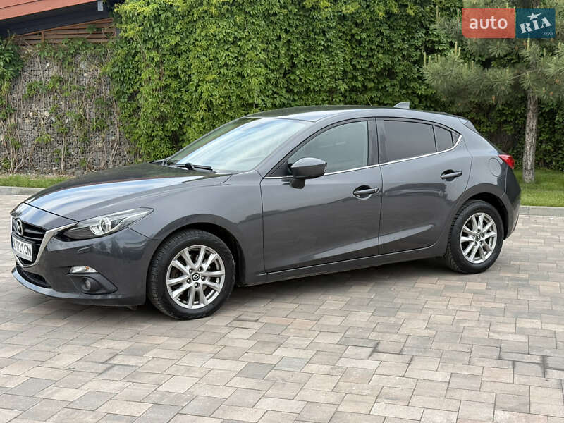Хэтчбек Mazda 3 2014 в Ивано-Франковске