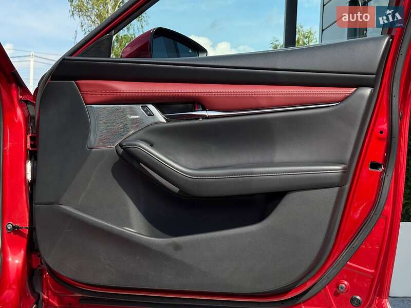 Хетчбек Mazda 3 2020 в Рівному
