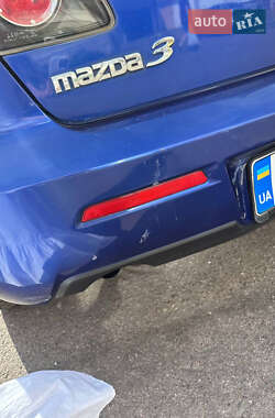 Хэтчбек Mazda 3 2008 в 