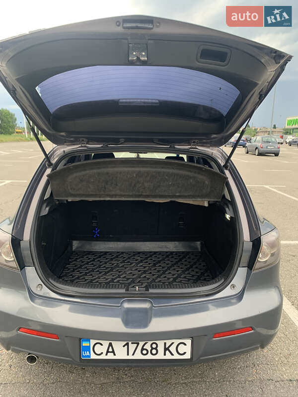 Хэтчбек Mazda 3 2007 в Киеве