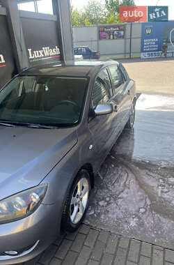 Хэтчбек Mazda 3 2004 в 