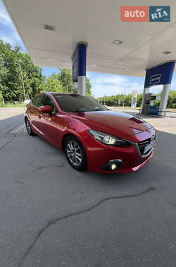 Седан Mazda 3 2015 в 