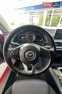 Седан Mazda 3 2015 в 