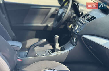 Хэтчбек Mazda 3 2010 в 
