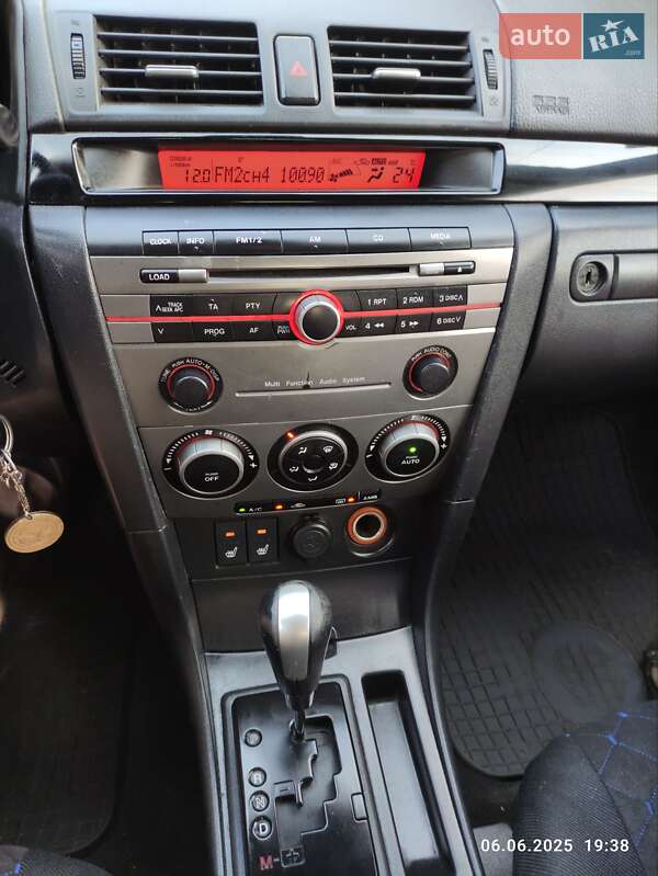 Седан Mazda 3 2007 в Первомайске