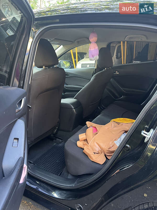 Седан Mazda 3 2014 в Одессе