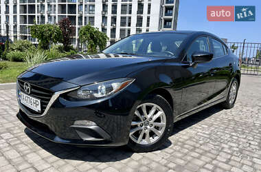 Седан Mazda 3 2015 в Черкассах