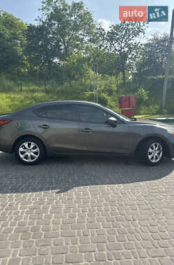 Седан Mazda 3 2017 в 