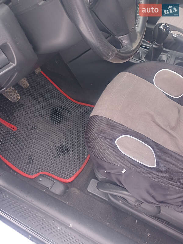 Седан Mazda 3 2008 в 