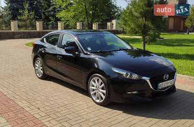 Седан Mazda 3 2016 в 