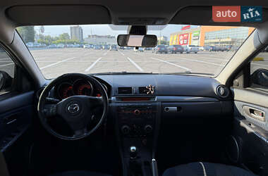 Хэтчбек Mazda 3 2005 в 