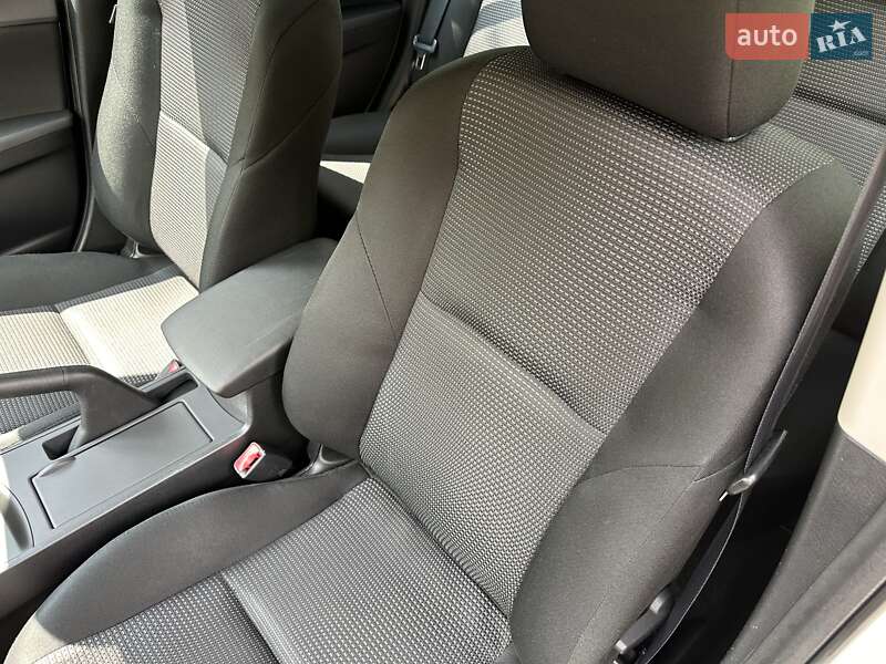 Хетчбек Mazda 3 2011 в Луцьку