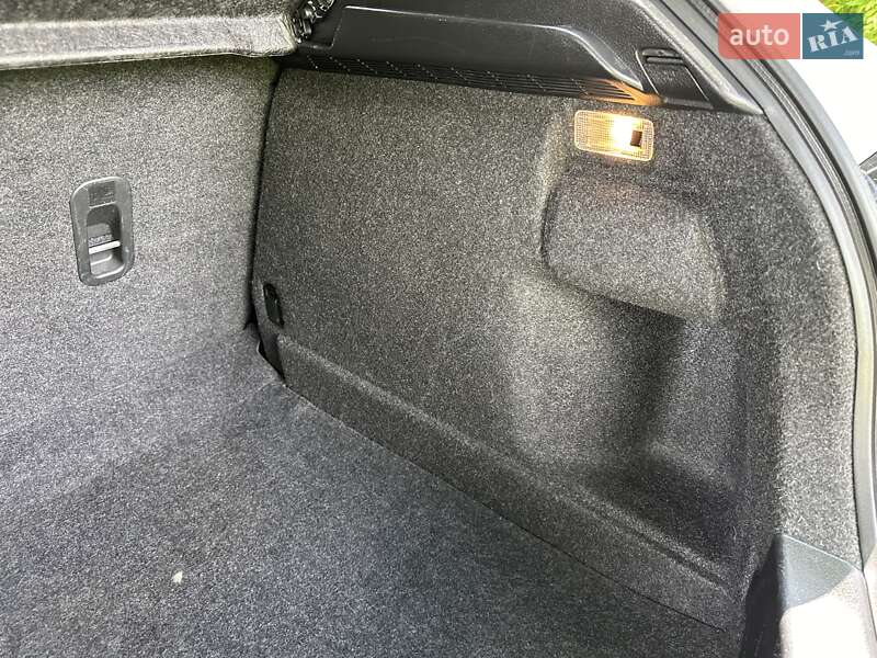 Хетчбек Mazda 3 2011 в Луцьку