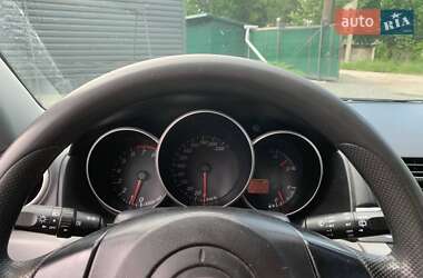 Хэтчбек Mazda 3 2005 в 