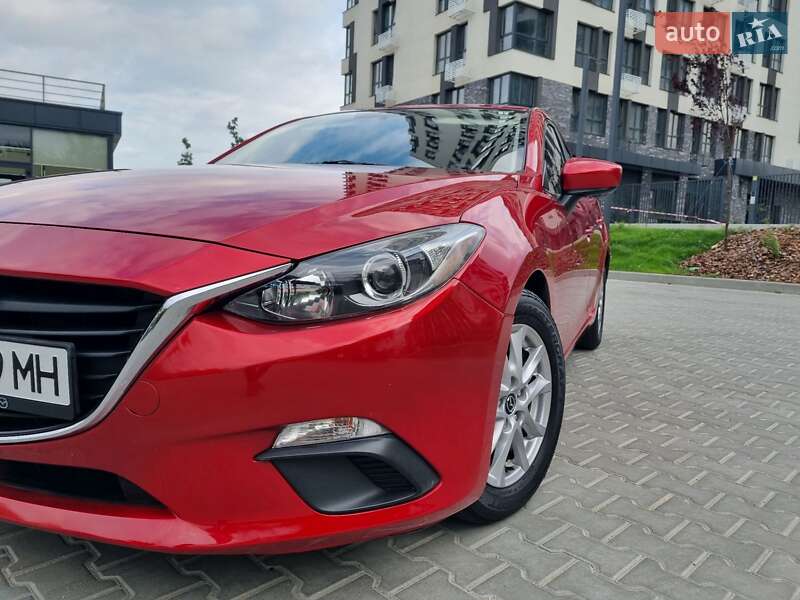 Седан Mazda 3 2013 в Кропивницком