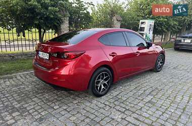 Седан Mazda 3 2015 в Ирпене