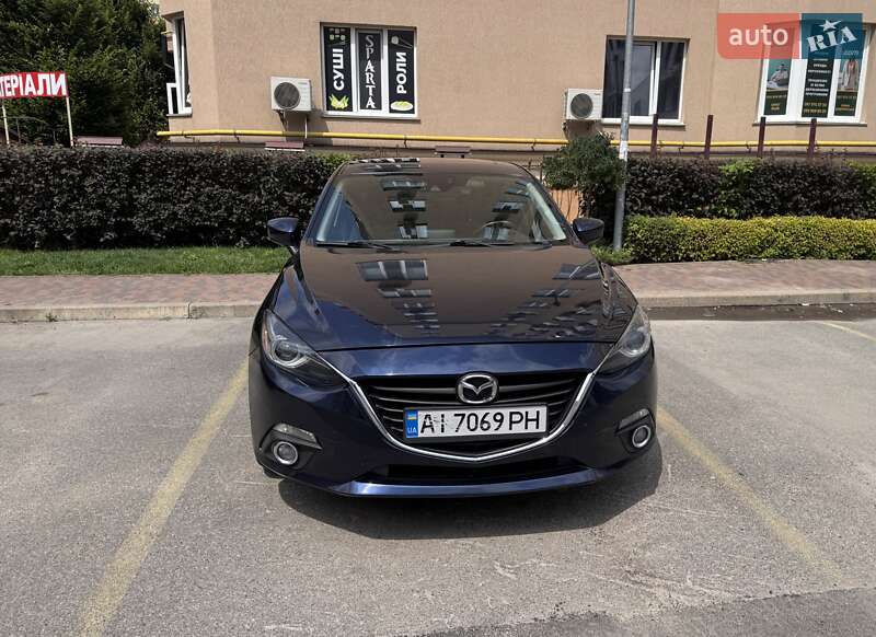 Mazda 3 2015