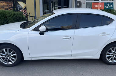 Седан Mazda 3 2013 в 