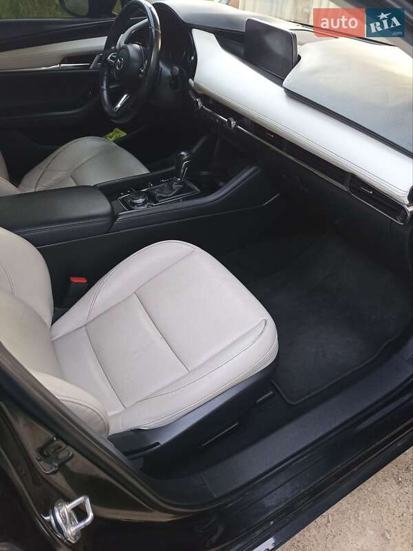 Седан Mazda 3 2020 в Львове фото 21 Седан Mazda 3 2020 в Львове
