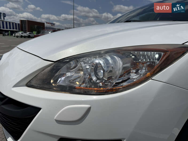 Седан Mazda 3 2011 в Одесі