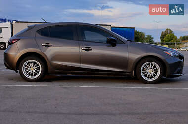 Хэтчбек Mazda 3 2013 в 