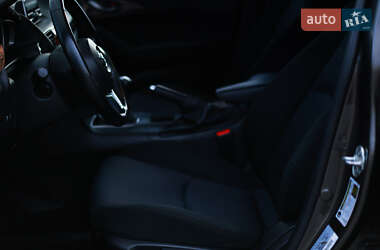 Хэтчбек Mazda 3 2013 в 