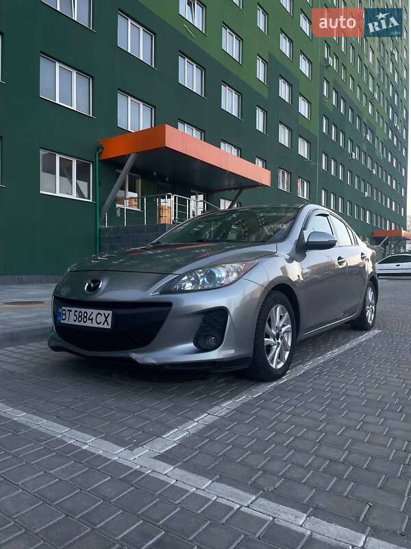 Mazda 3 2012