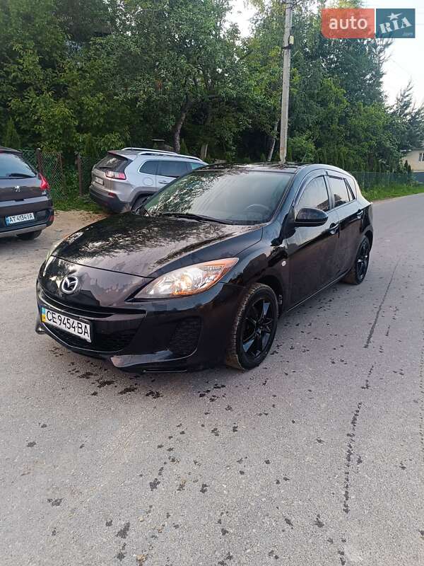 Хэтчбек Mazda 3 2011 в 
